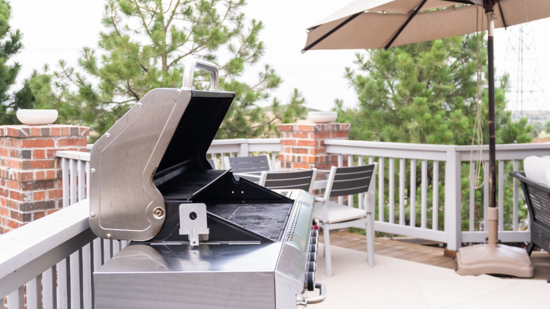 Barbecue inox à poser : le compagnon idéal pour votre été